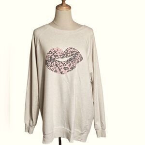 Wildfox Cream Leopard Print Lips Oversized Graphic Sweatshirt